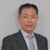 山岡　晋（やまおか すすむ）氏